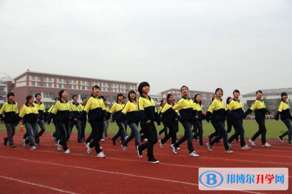 苟角中学2021年招生录取分数线