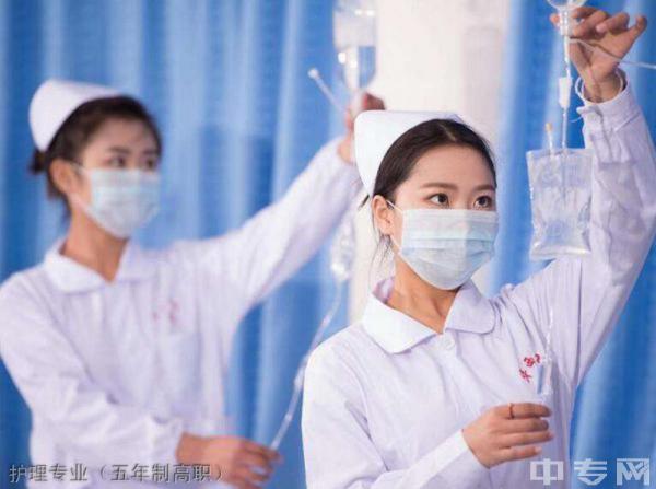 四川蜀都卫生学校(原四川红十字卫生学校)学生实训 四川蜀都卫生学校(原四川红十字卫生学校)学生实训