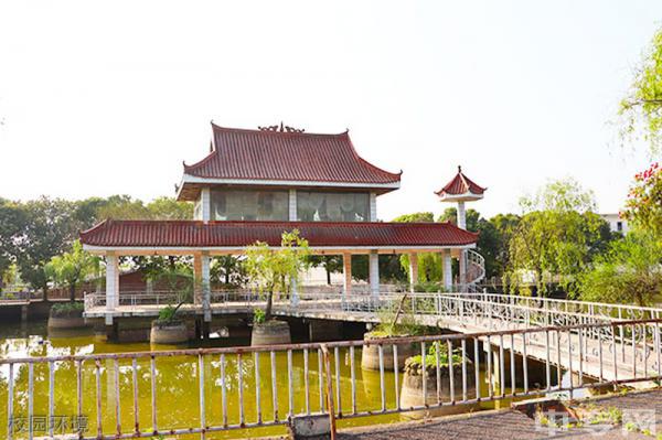 四川蜀都卫生学校(原四川红十字卫生学校)学生实训 四川蜀都卫生学校(原四川红十字卫生学校)学生实训